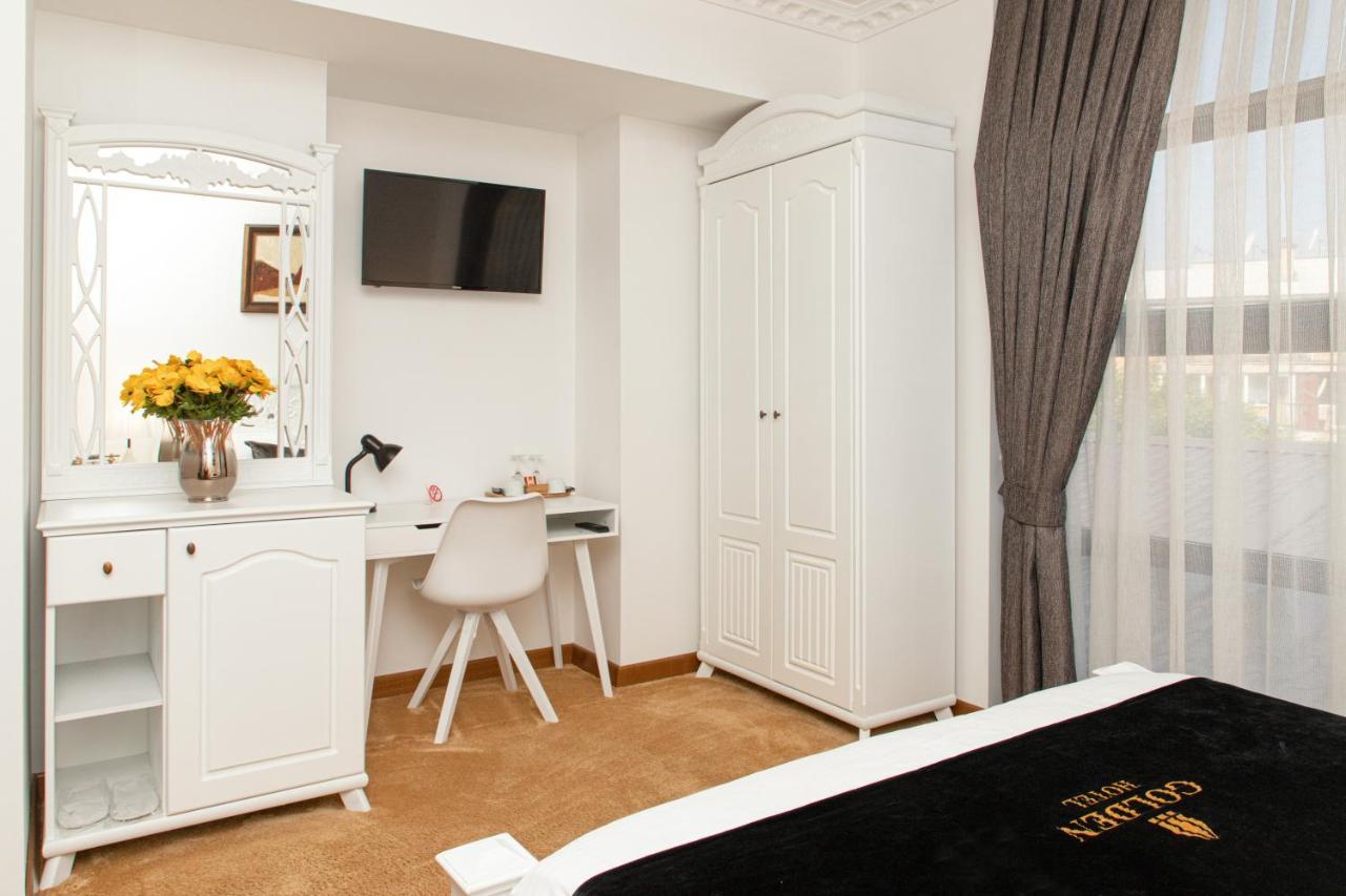 Golden Hotel Пристина Екстериор снимка